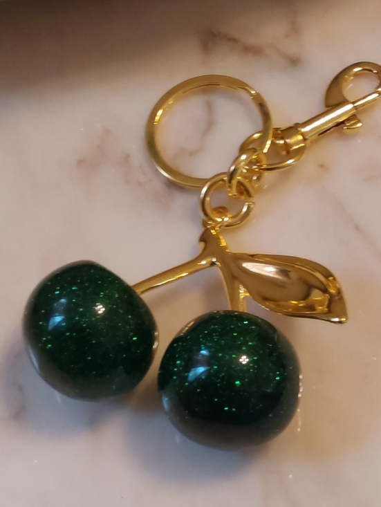 Source Unknown Accessories - NWOT Green Resin Cherries Bag Charm, Large Goldtone Key Chain